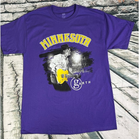 Hanes Other - Garth Brooks Stadium Tour Minnesota Purple Shirt Sz M